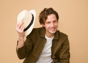 5 Tipe MBTI Pria yang Paling Empati
