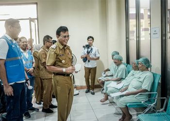 Bupati Herdiat Sunarya