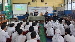 Trisakti Dorong Sekolah Hijau dan Sehat dengan Teknologi Alam di Jakarta Barat