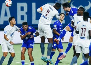 Kemenangan Persib Atas PSM Makassar Bawa Maung Bandung Rebut Puncak Klasemen