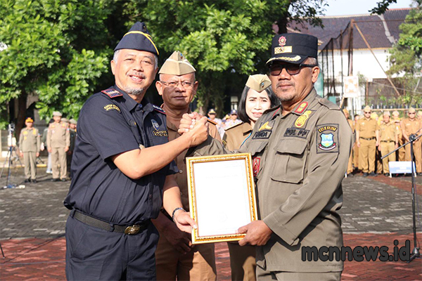 Kepala Bea Cukai Tasikmalaya Memberikan Apresiasi Pemda Garut Atas Peran Pengawasan Cukai