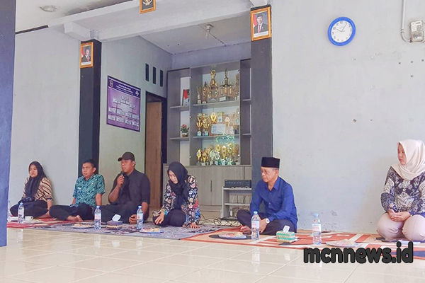 Suasana Aula Dusun Pasirnangka