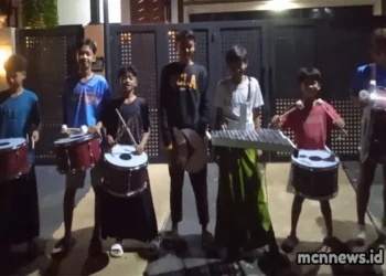 Aksi drumben pemuda Dusun Bojonghuni