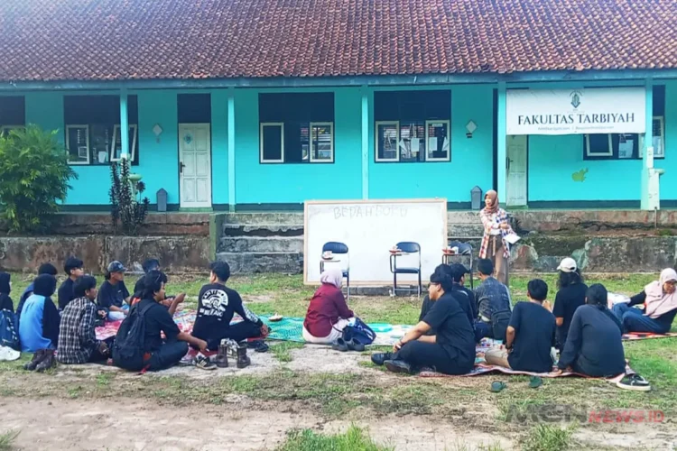UKM